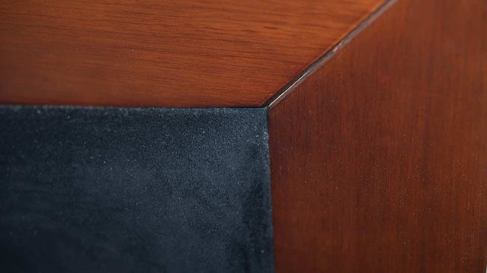 Check Headboard Seams for Bedbugs